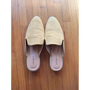 Indigo Rd.‎ Mustard colored slip ons